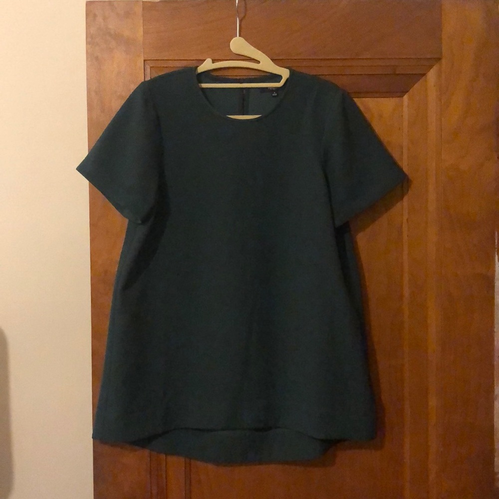 Hunter green crepe Madewell short sleeve blouse